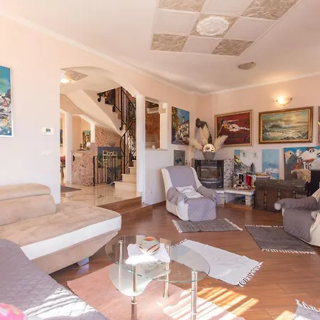 Daire In Der Emily Mit Herrlichem Meerblick By Interhome *