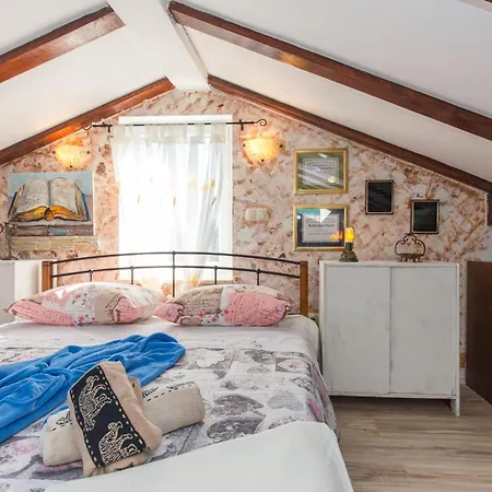 Appartamento In Der Emily Mit Herrlichem Meerblick By Interhome Opric