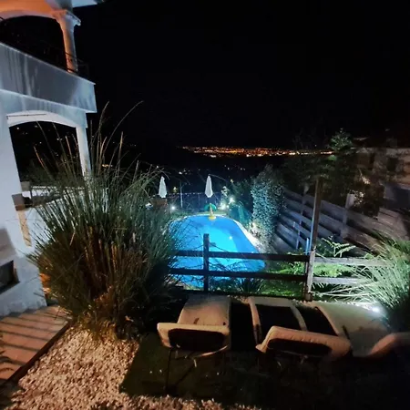 In Der Emily Mit Herrlichem Meerblick By Interhome *