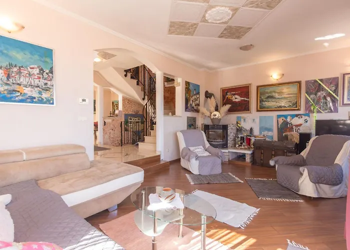 Daire In Der Emily Mit Herrlichem Meerblick By Interhome *