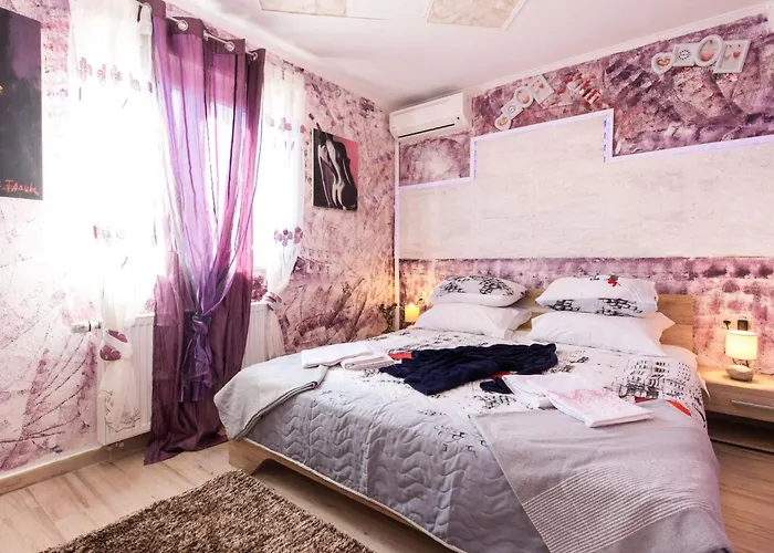 Daire In Der Emily Mit Herrlichem Meerblick By Interhome