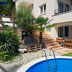 In Der Emily Mit Herrlichem Meerblick By Interhome Апартаменты
